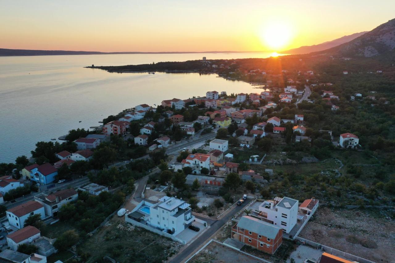 Villa Silver Starigrad Paklenica Extérieur photo